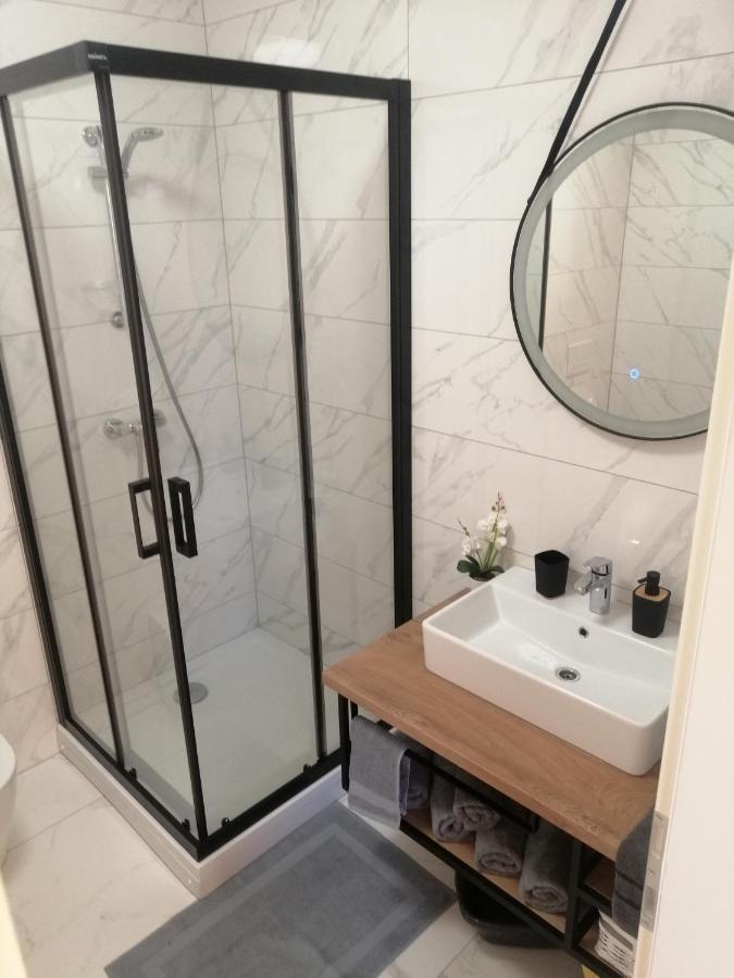 סולין Luxury Apartment Queen מראה חיצוני תמונה