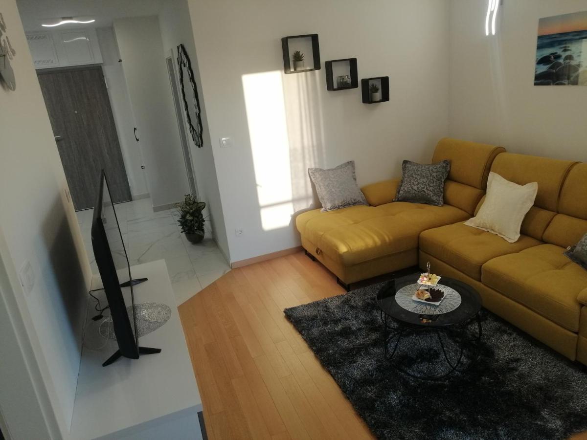 סולין Luxury Apartment Queen מראה חיצוני תמונה