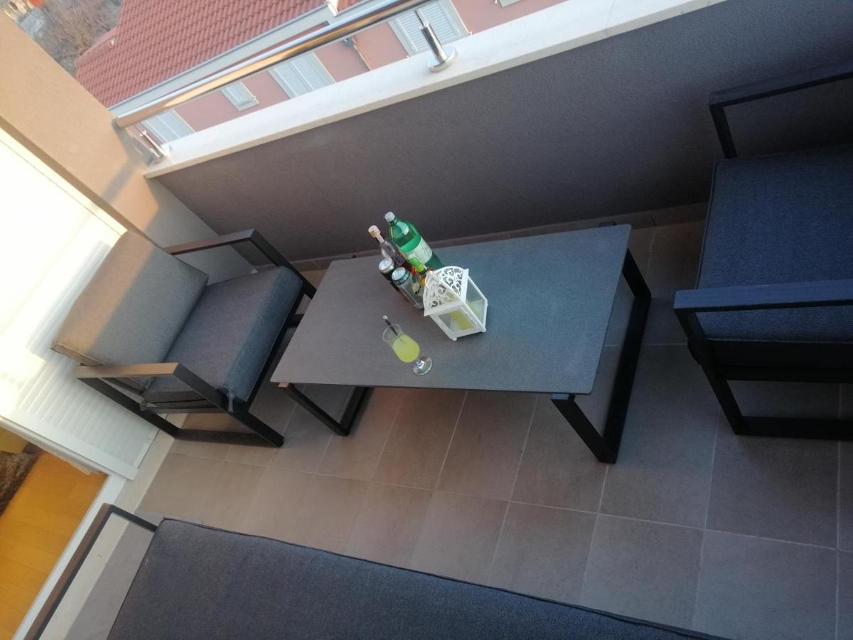 סולין Luxury Apartment Queen מראה חיצוני תמונה