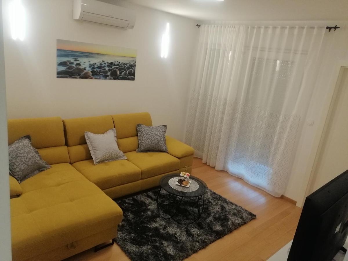 סולין Luxury Apartment Queen מראה חיצוני תמונה